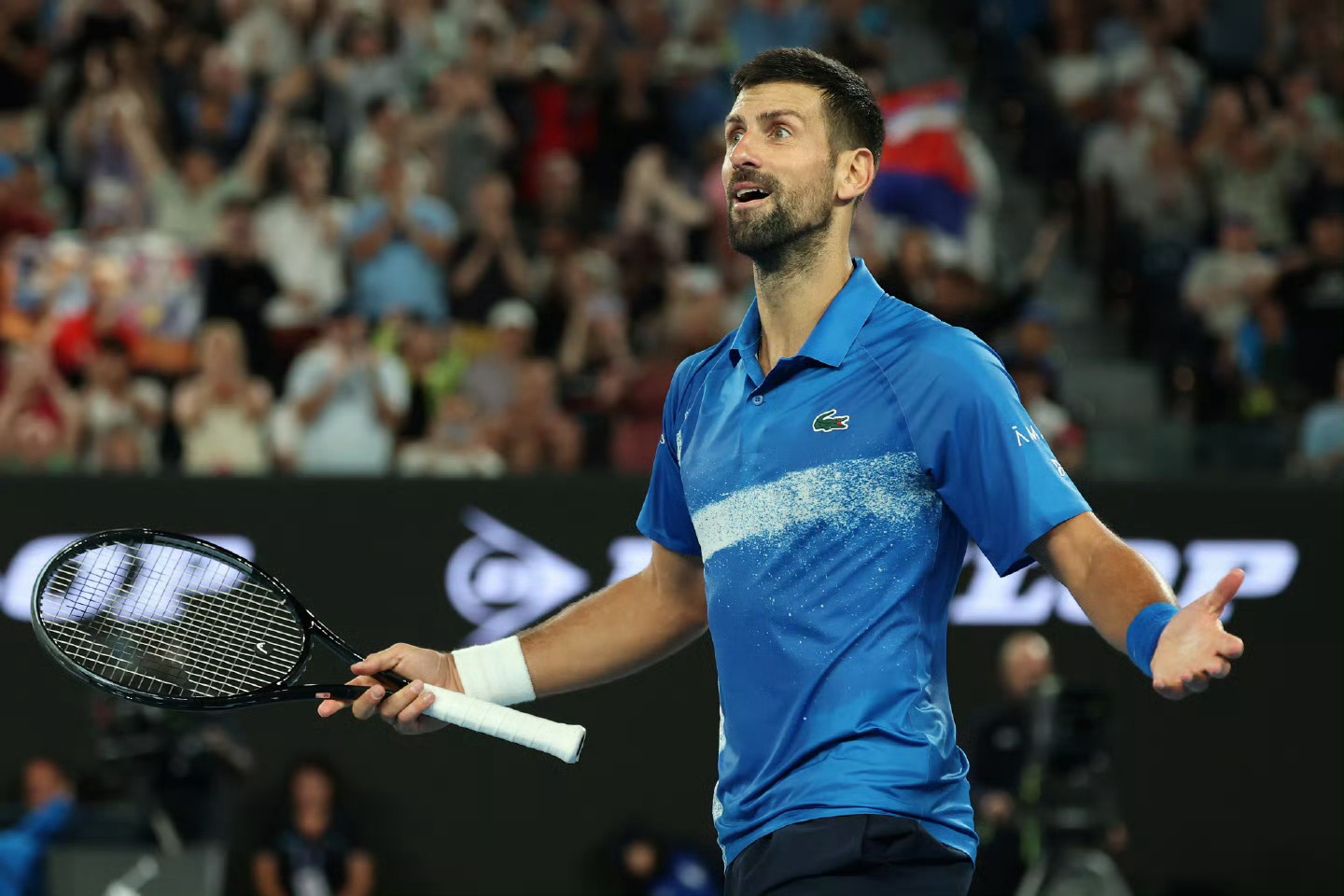 九游体育-德约科维奇在中国队比赛中惊险取胜明尼苏达森林狼关键时刻更衣室发声，关键时刻洛杉矶湖人临场应变看傻球迷